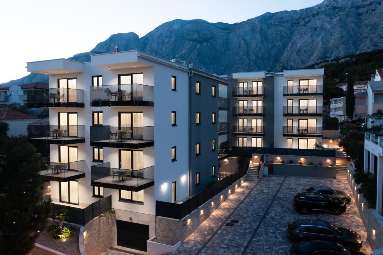 Apartments Amare Promajna Esterno foto